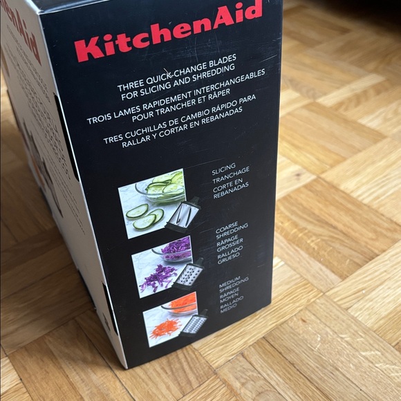 KitchenAid Stand Mixer Attachment - Fresh Prep Slicer/Shredder - Picture 3 of 4